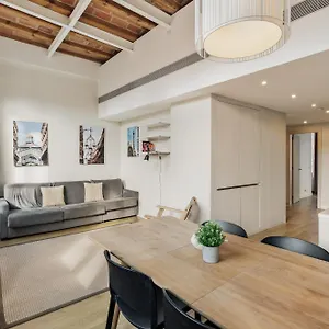 https://friendly-rentals-boqueria.catalonia-hotels.com